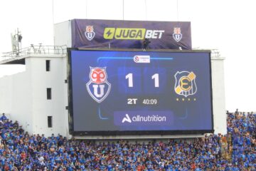 Reemplazo de Paqui Meneghini en la banca de la Universidad de Chile